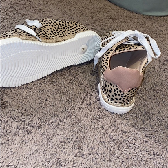 Printed sneakers - Picture 3 of 4